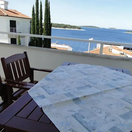 Laguna 4 By Interhome