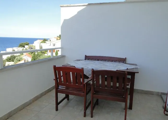 Laguna 4 By Interhome *