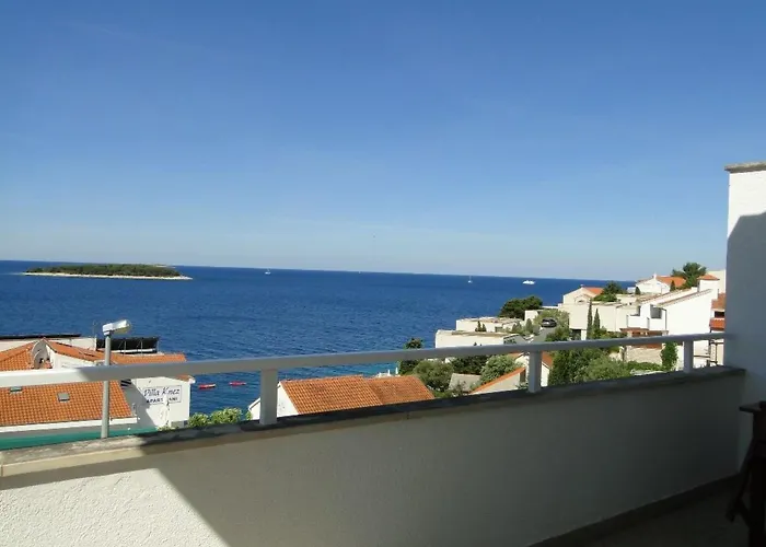 Laguna 4 By Interhome